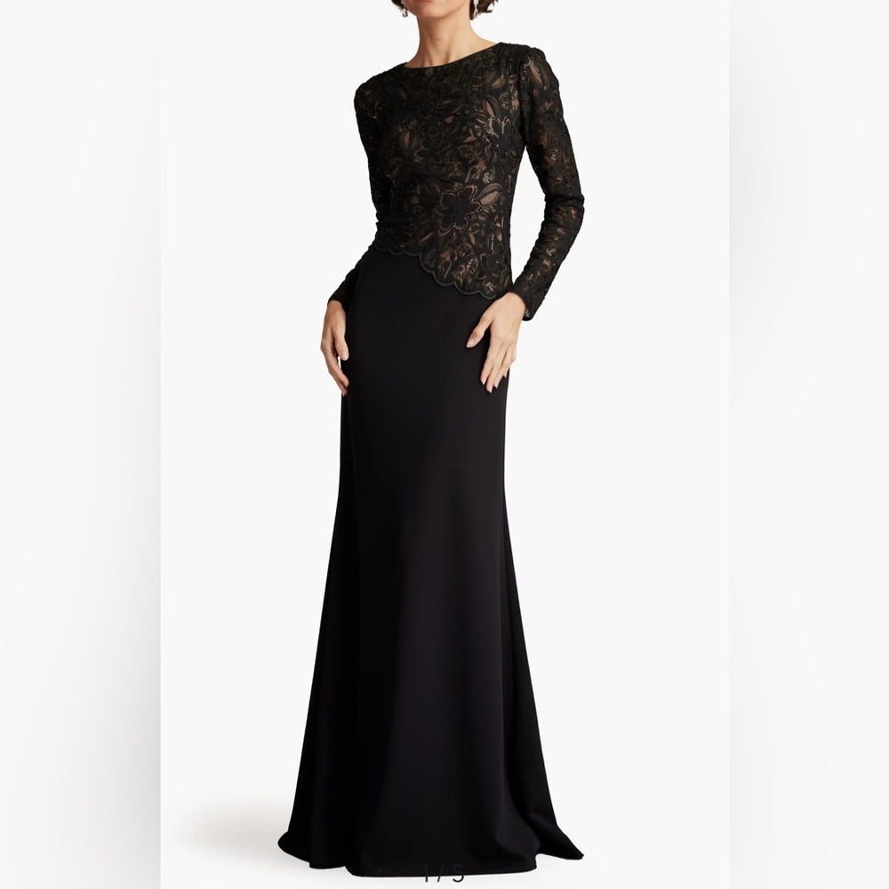 NWT Tadashi Shoji Black Long Sleeve Embroidered Lace Dress, Size 2